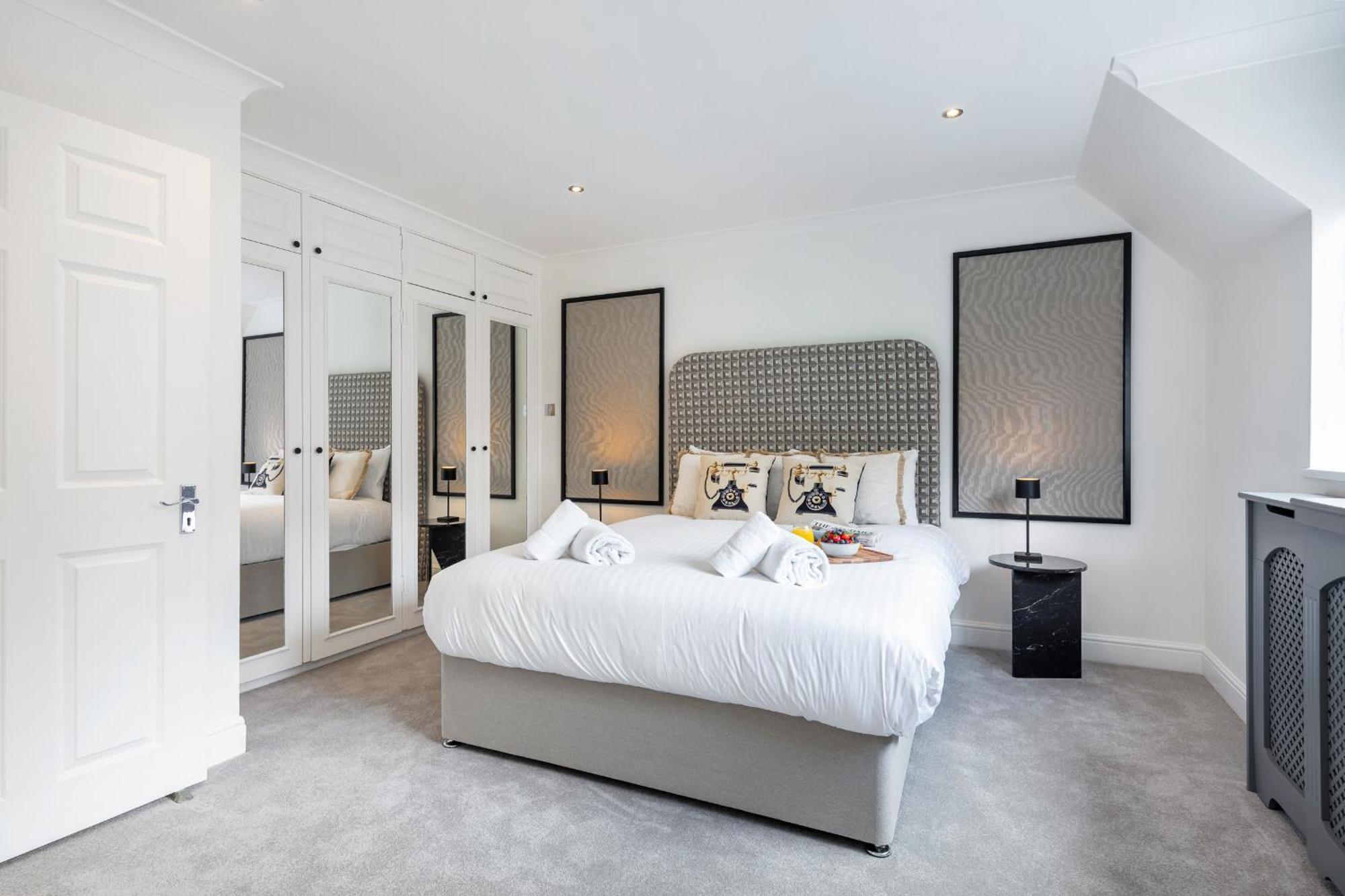 Casa de férias Rare 4beds Townhouse In Kensington With Patio Londres
