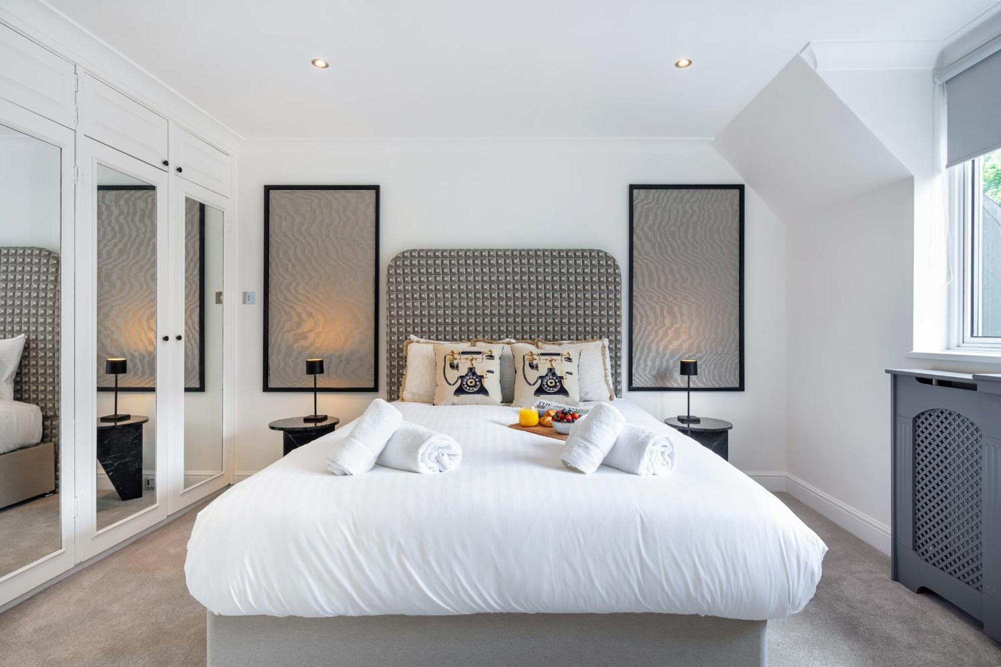 Casa de férias Rare 4beds Townhouse In Kensington With Patio Londres